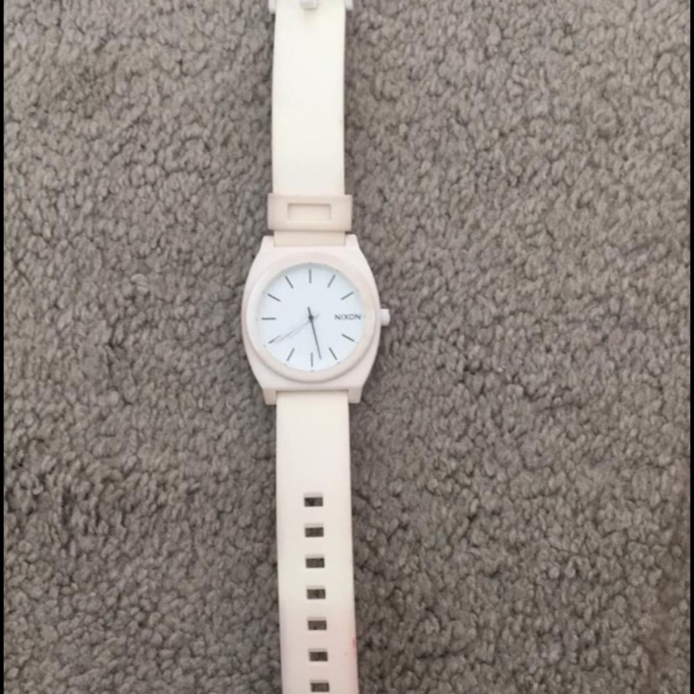 Nixon the time teller watch